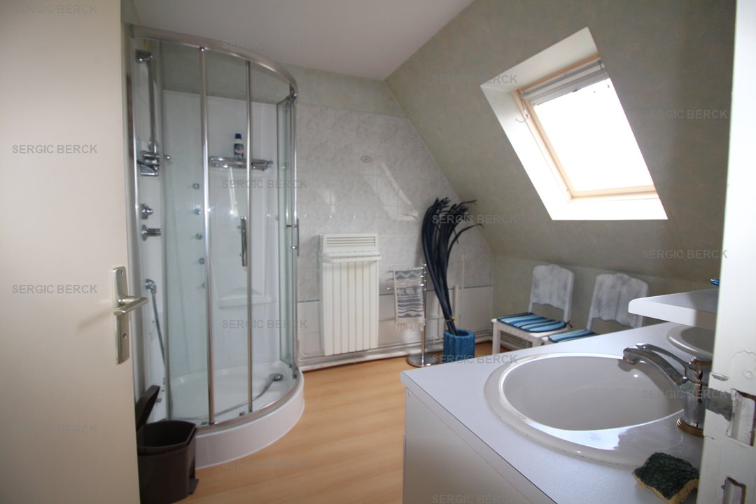 /picture/helios/116260001/BM B 34/5_2025-10-31CET01h00-06.jpg